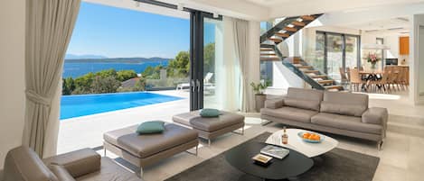 Villa, 4 Schlafzimmer | Wohnbereich