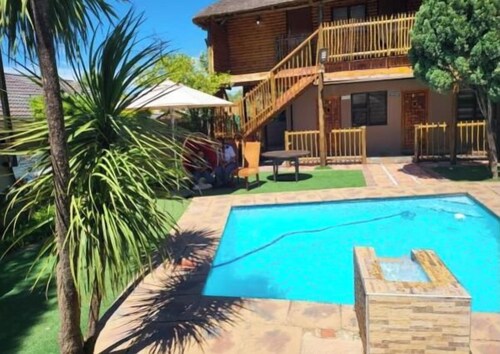Lauren Palace Guest House