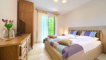 Villa – grand | 5 soverom, individuelt dekorert, individuelt innredet og lydisolert