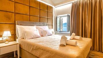 Villa, 4 Bedrooms | 4 bedrooms, free cribs/infant beds, free WiFi, bed sheets