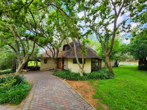 Fachada de la propiedad