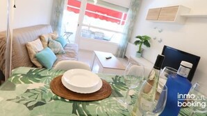Unclassified image, 2 of 35, button - InmoBooking Thaiti Apartments, climatizado y con vistas (cambrils)