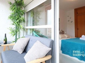 Property grounds - InmoBooking Thaiti Apartments, climatizado y con vistas (cambrils)