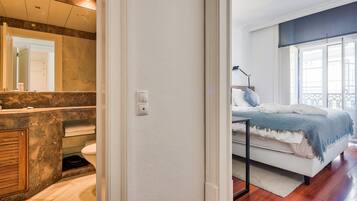 1 Schlafzimmer, Zimmersafe, Bügeleisen/Bügelbrett, kostenloses WLAN