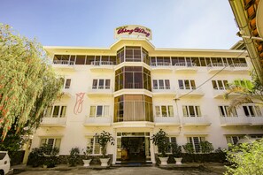 Front of property - De Roes Hotel Dalat (Da Lat)