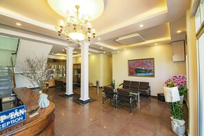 Lobby - De Roes Hotel Dalat (Da Lat)