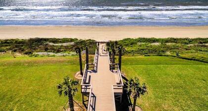 The Boardwalk - Oceanfront, Elevator, BIG Beach Views!