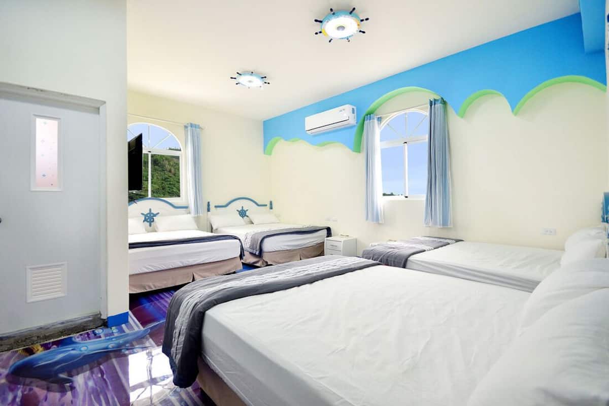 Habitación familiar | Wifi gratis y ropa de cama