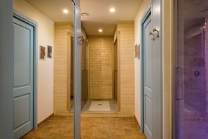 Salas de tratamiento para parejas, baño turco/hammam, masajes