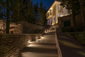 Exterior - Luxury Villa Hvar Enigma with Pool (Jelsa)