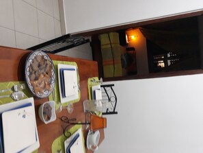 تناول الطعام