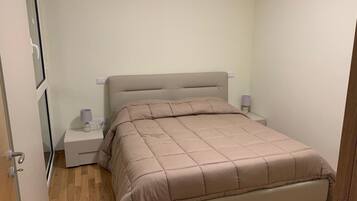 Apartment, 2 Bedrooms | 2 bedrooms, free WiFi