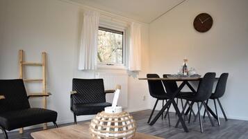 Chalet Confort (4 Persons) | Restauration dans la chambre