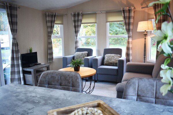 Chalet, 2 Schlafzimmer | Wohnbereich