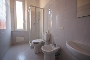 Bathroom - Spiti Mou 011015-LT-1267 (La Spezia)