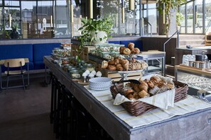 Morgenmadsbuffet hver dag mod et gebyr