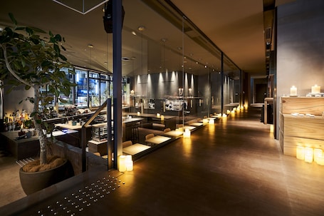 Lobby. The Reign Hotel Kyoto