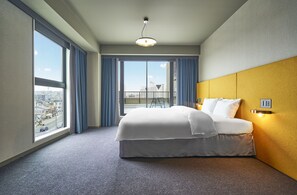 Premium Deluxe King with Terrace, Non Smoking (Shower and Bathtub)