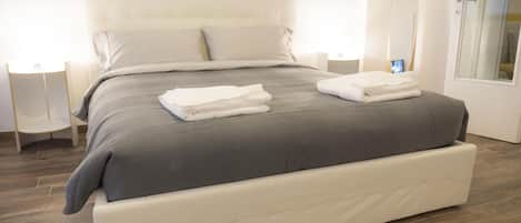 Apartment, 1 Bedroom | 1 bedroom, free WiFi