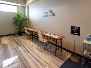 Fitness facility - Hotel Kanade Kankukaizuka (Kaizuka)
