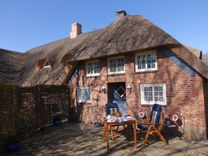Outdoor dining - Deichglück - your place for family and friends reunions (Emmelsbüll-Horsbüll)