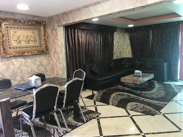 50-inch flat-screen TV with satellite channels, heated floors