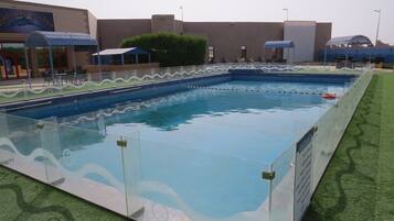 Außenpool, geöffnet von 07:00 Uhr bis 17:00 Uhr, Cabañas (kostenlos)