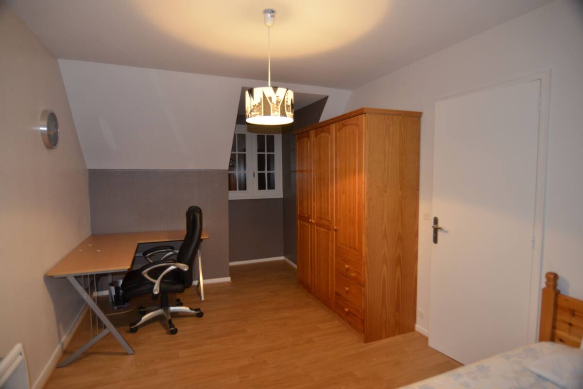 Premium bedding, minibar, desk, laptop workspace