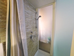 Apartamento, 1 quarto | Chuveiro