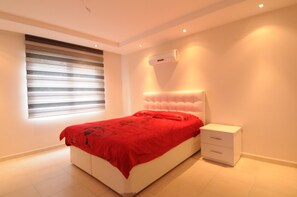 2 عدّة غرف نوم وطراز فريد لكل وحدة ومكتب وتجهيزات عازلة للصوت