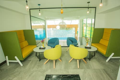 Bar lounge