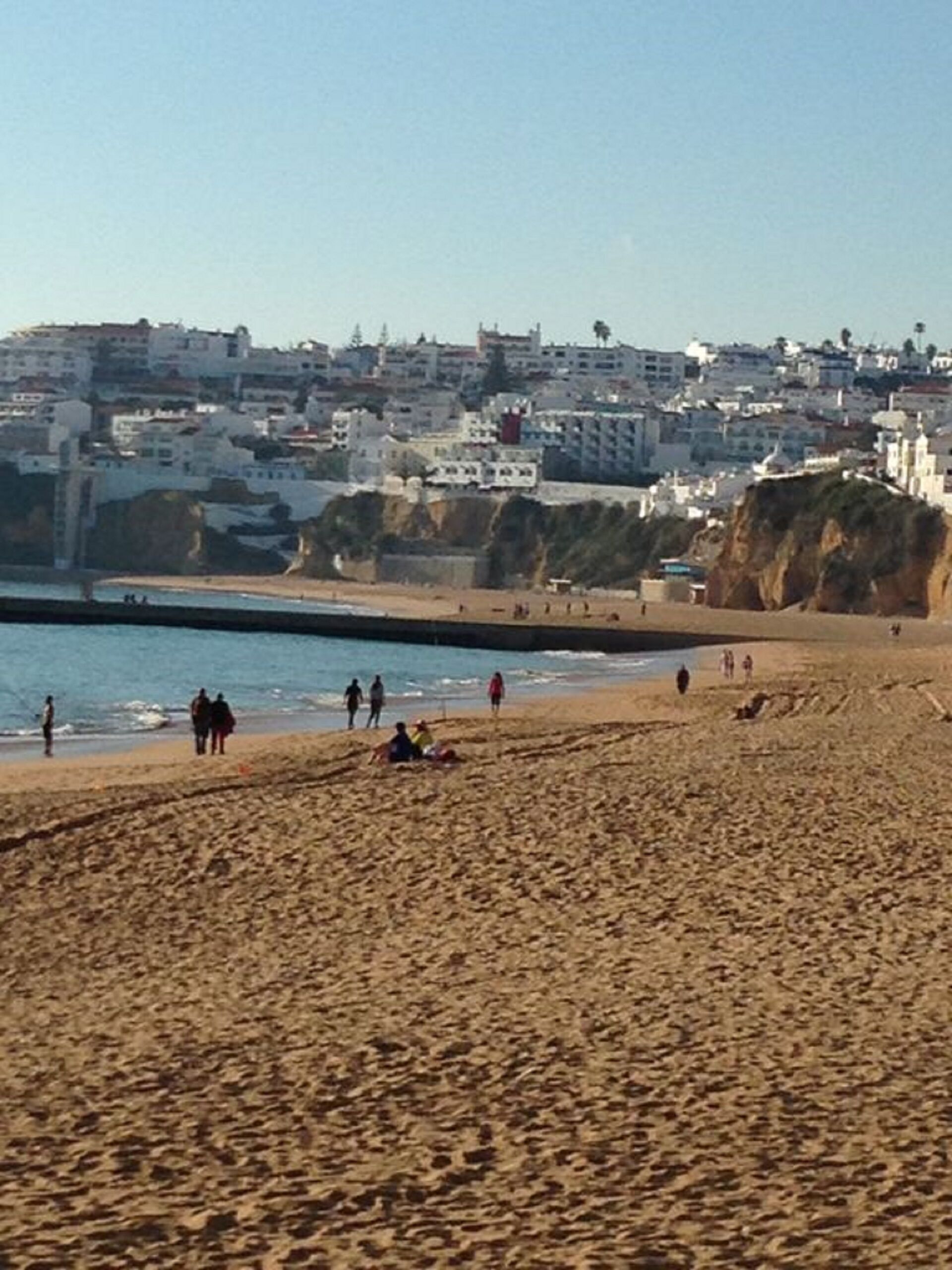 Beach nearby, sun-loungers, beach towels
