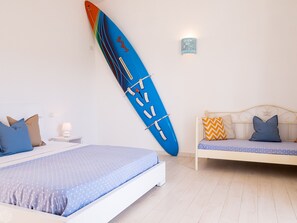 2 bedrooms, cots/infant beds
