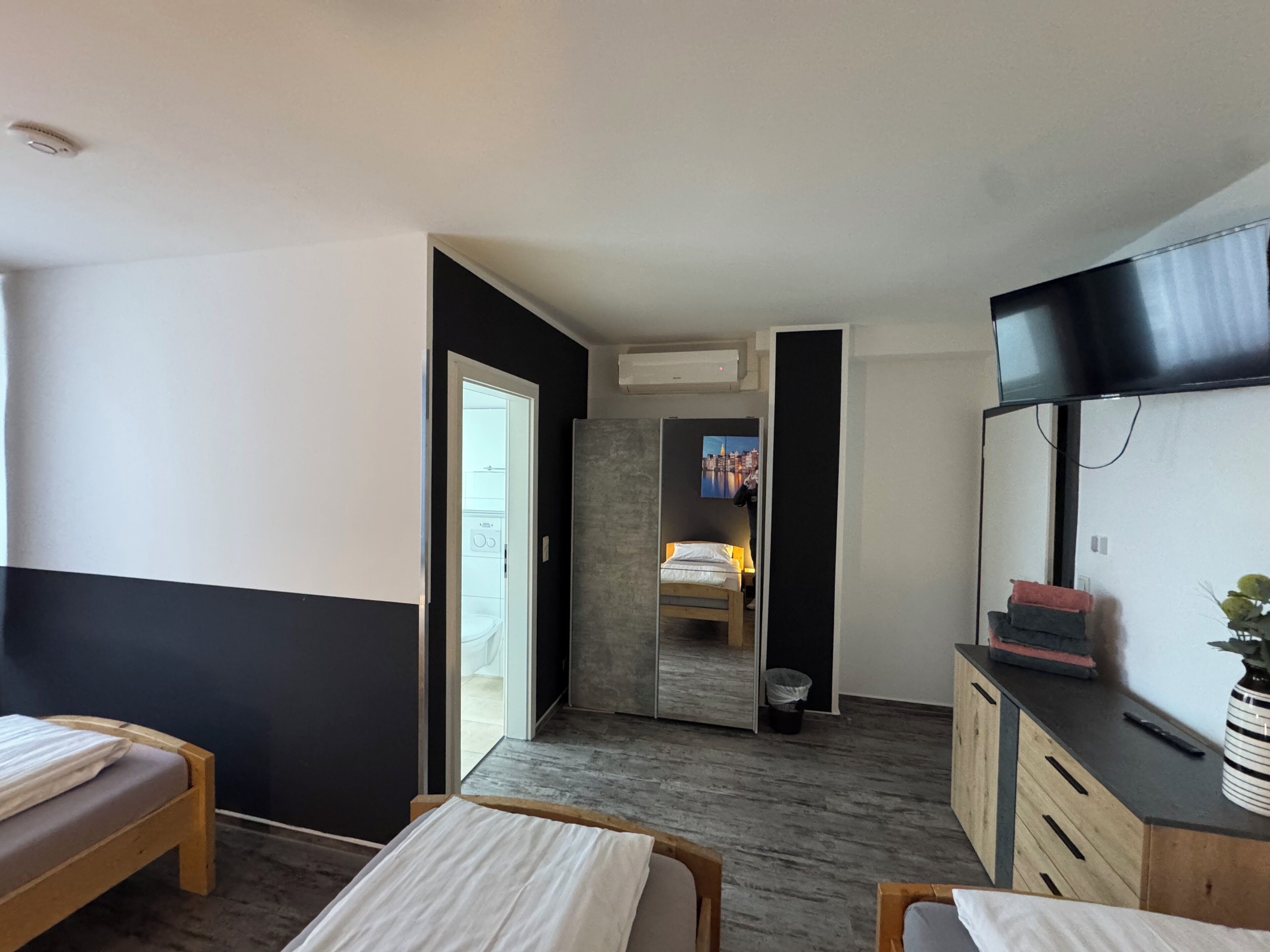 Triple Room | Premium bedding, blackout drapes, soundproofing, free WiFi