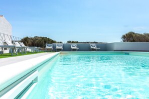 Seasonal outdoor pool - Naracheddu Elite B&B (Santa Teresa di Gallura)