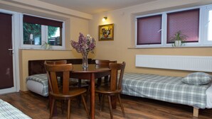 Family Room, Private Bathroom - Willa Zacisze (Wieliczka)