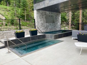A heated pool - Chill 404 | Stunning Modern Condo | Hot Tub & Endless Pool | Near Ski Slopes (Parshall)