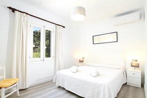 3 slaapkamers, een kluis op de kamer, een strijkplank/strijkijzer