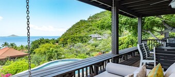 Villa de lujo de 4 dormitorios ubicada a 100 yardas sobre el mar Caribe