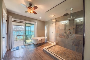Maison, 4 chambres | Salle de bain
