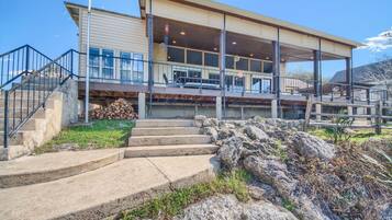 House, 4 Bedrooms | Exterior