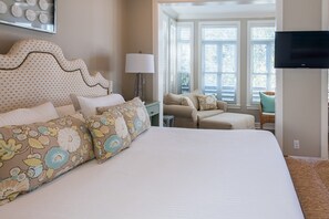 4 slaapkamers, een strijkplank/strijkijzer, gratis wifi, beddengoed