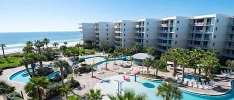 Een verwarmd zwembad