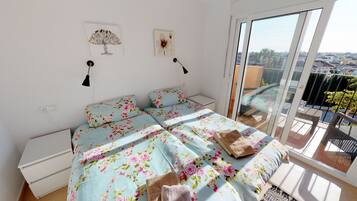 1 dormitorio, tabla de planchar con plancha, wifi gratis y ropa de cama