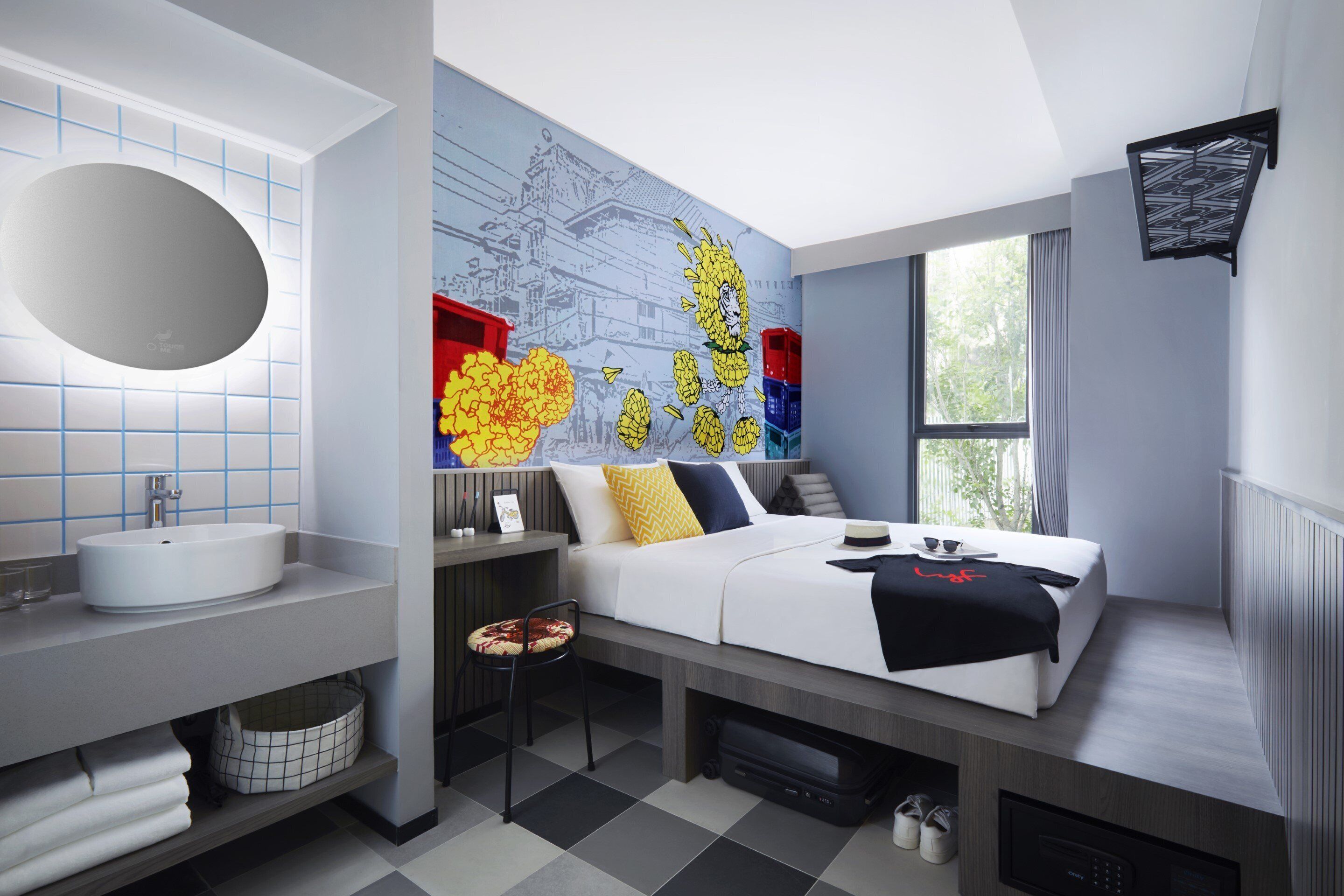 room (one of a kind) | 1 bedroom, in-room safe, individually decorated, desk