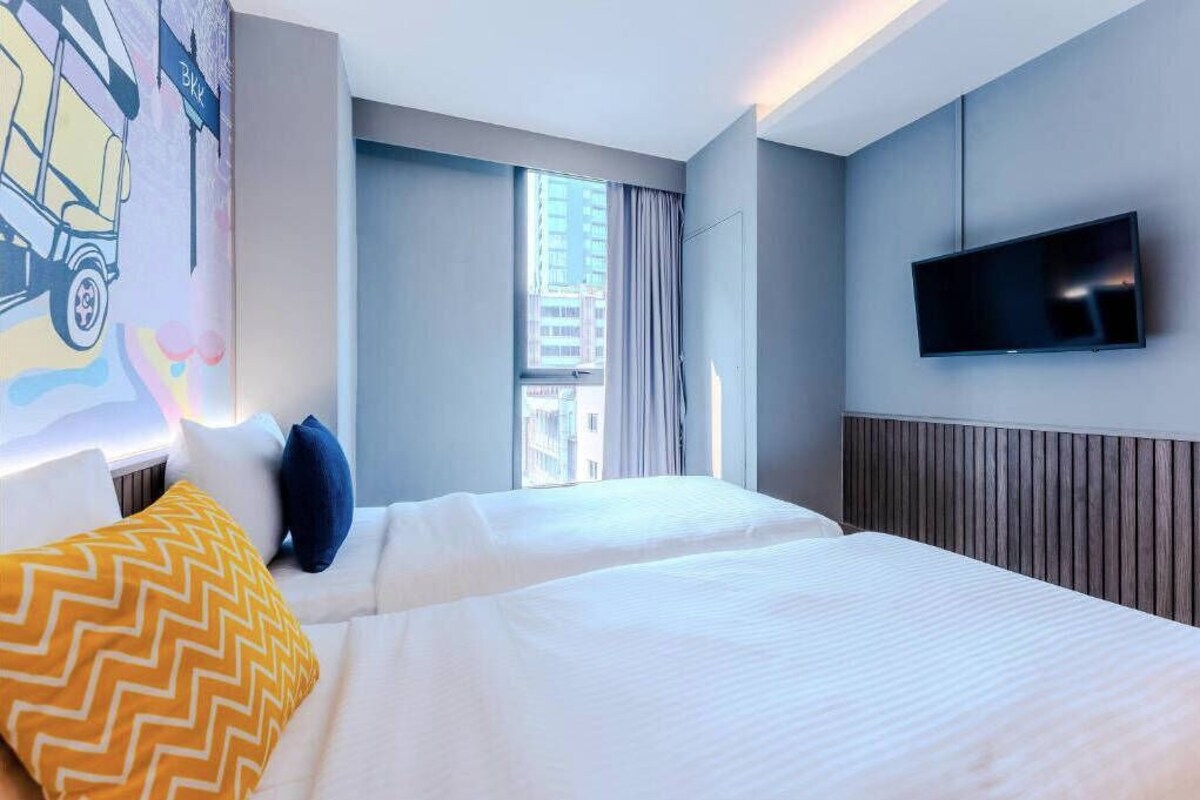 In-room safe, desk, laptop workspace, WiFi (free)