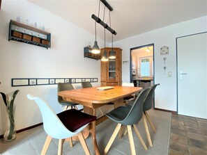 Dining - Hello and welcome to Haus Mellum! (Dangast)