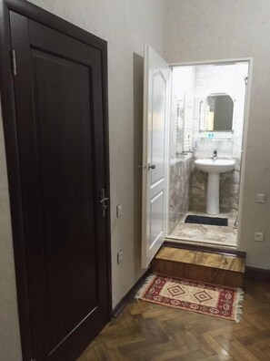 Double Room with Detached Private Bathroom | Bathroom