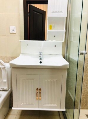 Bathroom sink - City Inn Boutique Hotel (Baku)