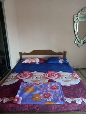 Room - Hotel Matahari (Surakarta)